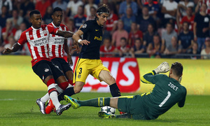 Temp. 16/17 | PSV - Atlético de Madrid | Filipe Luis