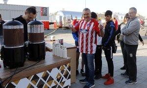 Temp. 17-18 | Atlético de Madrid - Sevilla | Chocolate con churros