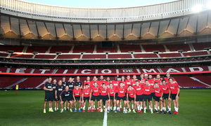 Entrenamiento del primer equipo en el Wanda Metropolitano