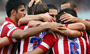 Temporada 2013/2014 Real Sociedad - Atlético de Madrid Los jugadores festejando uno de los tantos ante la Real