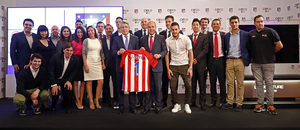 Temporada 16/17. Acto presentación LG OLED. Vicente Calderón. Torres Koke Cerezo