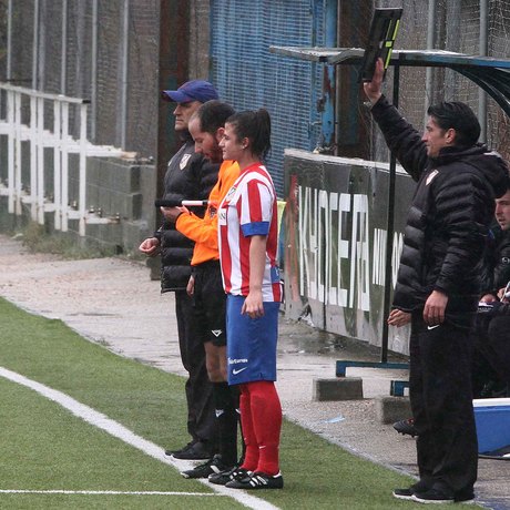 Temporada 2012-2013. Momento del debut de Carlota con el primer equipo
