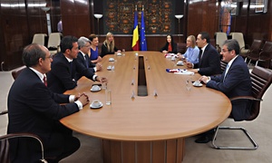 Visita Presidente a Rumanía para la creación de una nueva Escuela