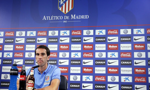 temporada 14/15 . Rueda de prensa de Godín en la ciudad deportiva de Majadahonda
