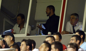 Liga BBVA. Rayo Vallecano - Atlético. Simeone en la grada