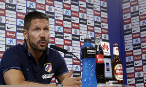 temporada 14/15 . Rueda de prensa de Simeone en la ciudad deportiva de Majadahonda.