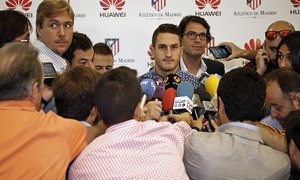 temporada 14/15 . Acuerdo con Huawei. Koke dando un canutazo