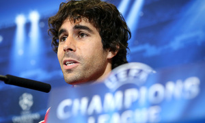 temporada 14/15. Rueda de prensa previa de Champions contra Olympiacos . Tiago la rueda de prensa en el estadio Vicente Calderón