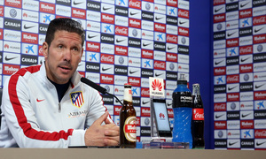 temporada 14/15. Rueda de prensa de Simeone en la ciudad deportiva de Majadahonda
