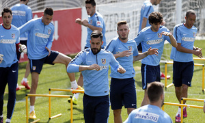 temporada 14/15. Entrenamiento en la ciudad deportiva de Majadahonda. Jugadores realizando ejercicios físicos durante el entrenamiento