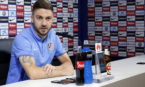 temporada 14/15. Rueda de prensa de Siqueira en la ciudad deportiva de Majadahonda