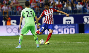 temp. 2015-2016 | Savic golpeando el esférico