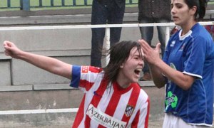 Temporada 2012-2013. Laura Ortiz celebra con rabia su segundo gol