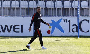 temporada 15/16. Entrenamiento en la ciudad deportiva de Majadahonda. Simeone durante el entrenamiento