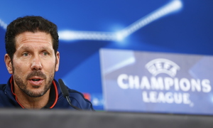 Rueda de prensa oficial en Lisboa: Simeone.