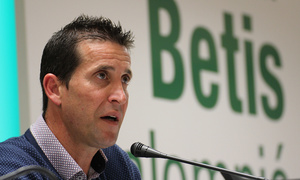 Juan Merino, entrenador del Real Betis