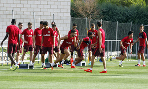 Temporada 16/17. Entrenamiento en la ciudad deportiva Wanda Atletico de Madrid 20_08_2016. Ejercicio de velocidad. 