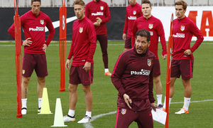 Temporada 16/17. 17/10/2016. Entrenamiento en la Ciudad Deportiva Wanda. Simeone (ALberto)