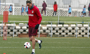 Temporada 16-17. Entrenamiento en la Ciudad Deportiva Wanda Atlético de Madrid. 02-01-2017. Giménez.