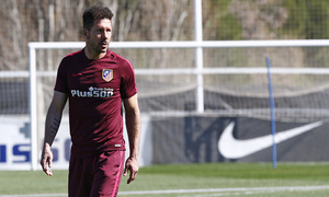 temporada 16/17. Entrenamiento en la ciudad deportiva Wanda.  Simeone durante el entrenamiento
