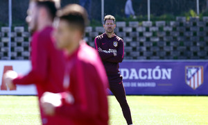 Temporada 2016-2017. Entrenamiento de la primera plantilla. 18_03_2017. Simeone.