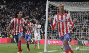 Temporada 12/13. Final Copa del Rey 2012-13. Real Madrid - Atlético de Madrid. Joao Miranda corre a celebrar su gol