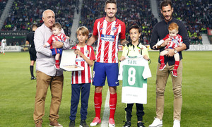 Temp. 17-18 | Elche-Atlético de Madrid | Homenaje Saúl