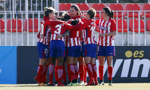 Temporada 17-18. Partido Atlético de Madrid femenino- Santa Teresa. Celebración esther