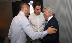 Enrique Cerezo 30 años | Cerezo, Koke y Gabi