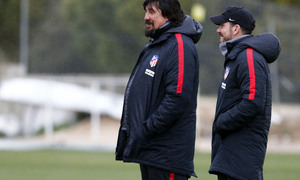 Temporada 17-18. Entrenamiento en la ciudad deportiva. 06_03_2018. Simeone y Germán Burgos.