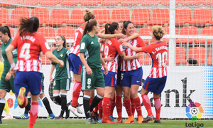 Temp. 17/18 | Atlético de Madrid Femenino - Betis | 01-04-18 | Jornada 25 | Celebración gol de Silvia Meseguer