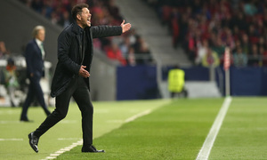 temporada 17/18. Partido Wanda Metropolitano. Atlético Sporting Portugal. Uefa Europa League. Simeone durante el partido