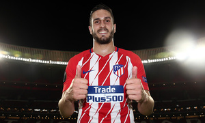 temporada 17/18. Partido Wanda Metropolitano. Atlético Sporting Portugal. Uefa Europa League. Koke 362 partidos