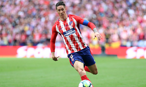 Temp. 17-18 | Atlético de Madrid - Eibar | Torres con el brazalete de capitán