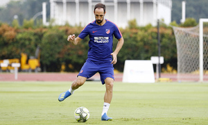 Temporada 18/19 | Entrenamiento en Singapur | Juanfran