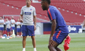 Temporada 18/19 | 24/08/2018 | Entrenamiento en el Wanda Metropolitano | Simeone