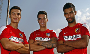 Vicente, Omar y Kader serán los capitanes del Atlético B esta temporada