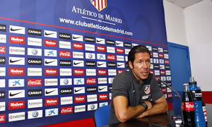 Temporada 13/14. Rueda de prensa de Simeone en el Cerro del Espino