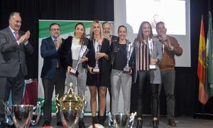 Temp. 18-19 | Ángela Sosa premiada al juego limpio Federación Andaluza | Atlético de Madrid Femenino