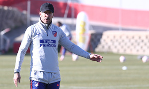 temporada 18/19. Entrenamiento en la ciudad deportiva Wanda. Simeone durante el entrenamiento