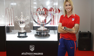 Temp. 18-19 | Exposición camisetas y títulos de leyenda. | Sosa