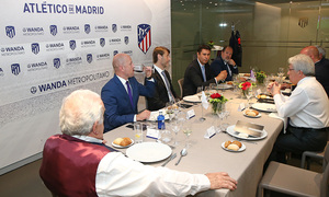 Temporada 18/19. Comida de directivas Atlético de Madrid Valladolid. Wanda Metropolitano