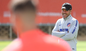 Temporada 18/19 |Entrenamiento en la ciudad deportiva Wanda. Simeone durante el entrenamiento