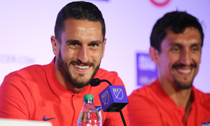 Temp. 19-20 | Rueda de prensa en Orlando | Koke y Savic