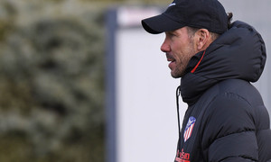 Temporada 19/20. Entrenamiento primer equipo en Majadahonda. Simeone