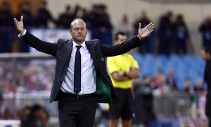 Temporada 13/14. Partido Atlético de Madrid-Betis. Pepe Mel en la banda