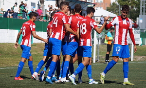 Temporada 21/22 | Villaverde San Andrés - Atlético de Madrid B | Piña celebración