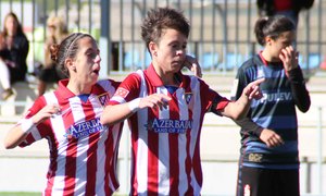 Temporada 2013-2014. Amanda celebra junto a Nagore el primer gol
