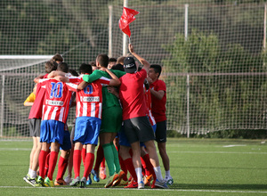 Temporada 13/14. El Cadete A celebra su trofeo