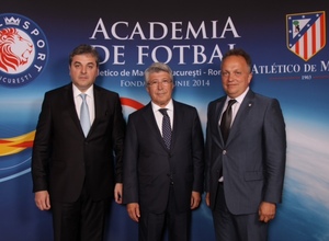 Visita del Presidente del Proyecto WANDA a las j&oacute;venes